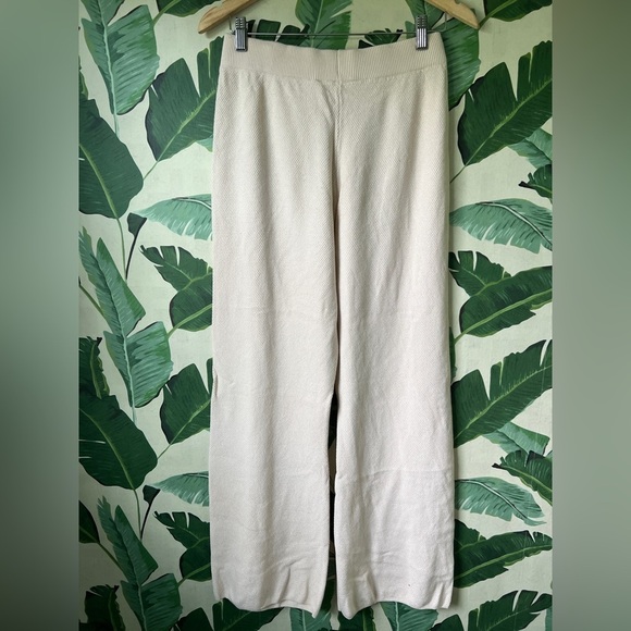 Boutique Cream Knit Loungewear Set Long Sleeve Top and Pants Size L - Picture 10 of 11